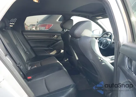 2018 Honda Accord Sport 2.0T z USA, uszkodzony, nr VIN 1HGCV2F30JA015235